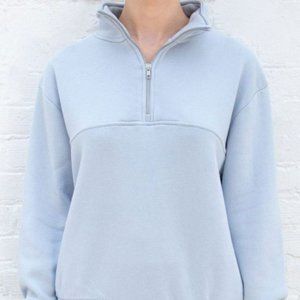 Brandy Melville Missie Sweatshirt